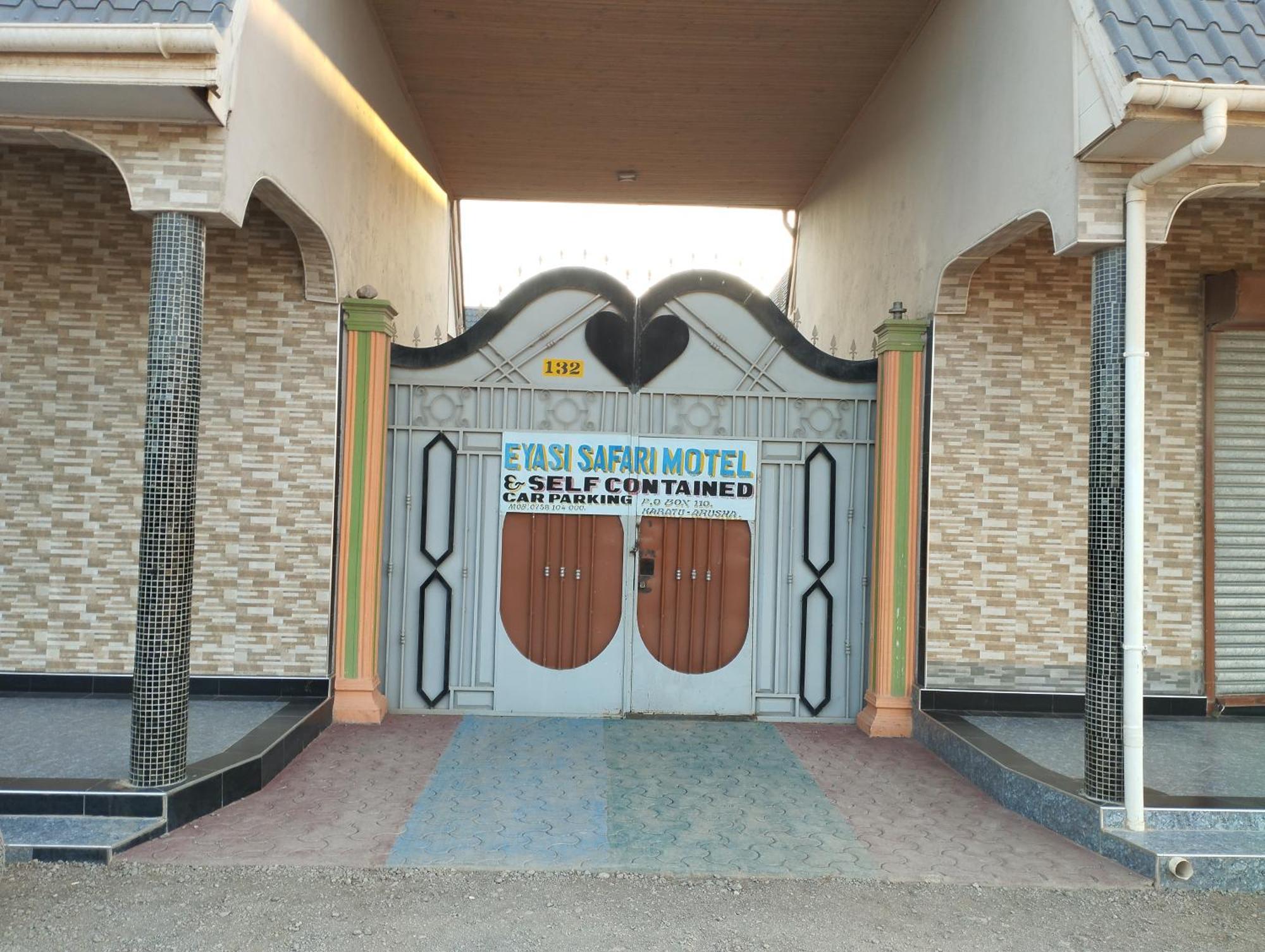 Lake Eyasi Safari Motel Mangola エクステリア 写真